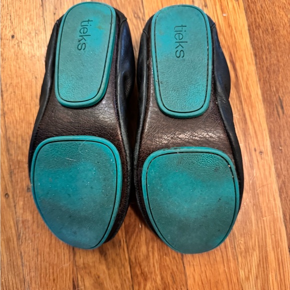 Tieks Black Flats - Picture 4 of 4